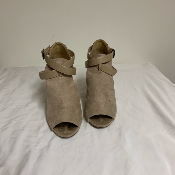 2/$15 JustFab Wedges - River - Picture 3 of 6